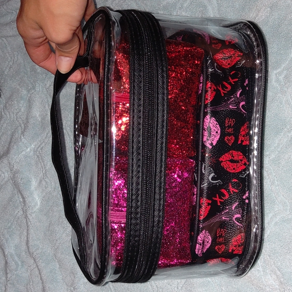 NWOT Victoria's Secret train case